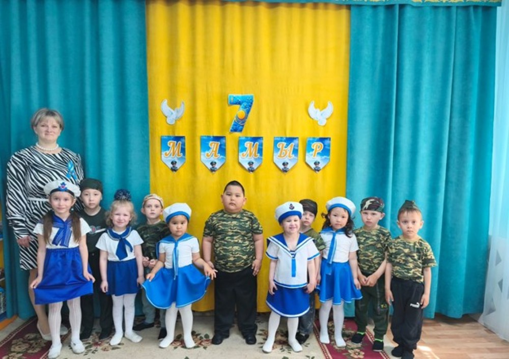 Бүгін біздің балабақшада Отан қорғаушылар күніне арналған жылы әрі әсерлі мереке өтті